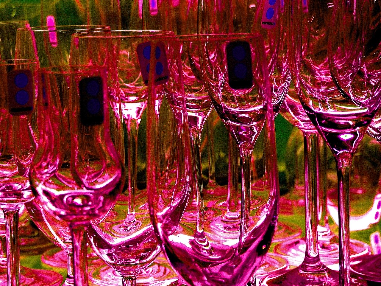 Bardolino Chiaretto DOC rosé wine marks the start of musical summer on Garda Lake